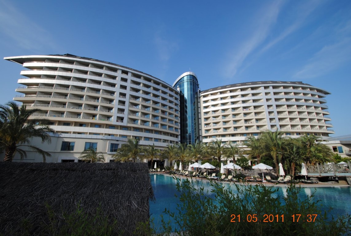 imagini hotel ROYAL WINGS LARA